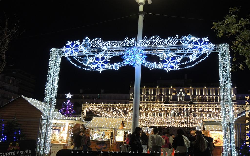 2025 11 28 TOULON EN SOIREE -  LE PORT ET ILLUMINATIONS VILLE (27).jpg